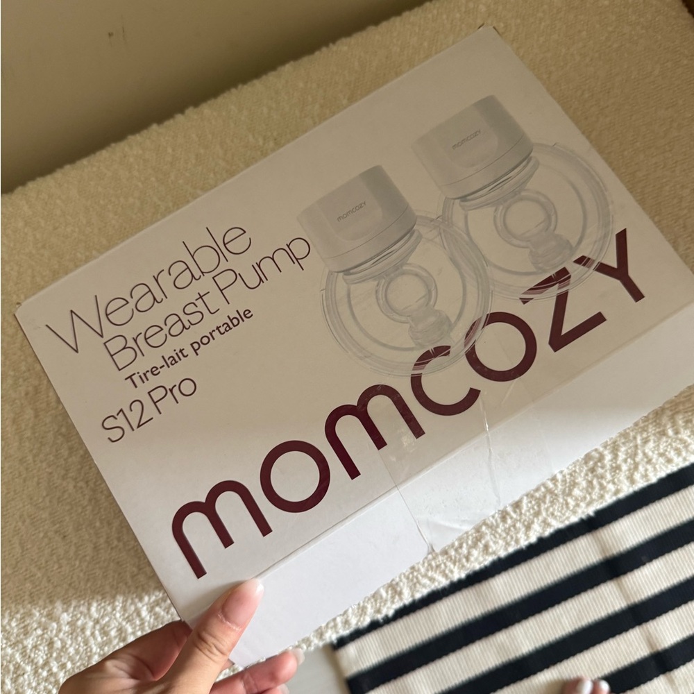 White Minimalist Breast Pump Accessory
